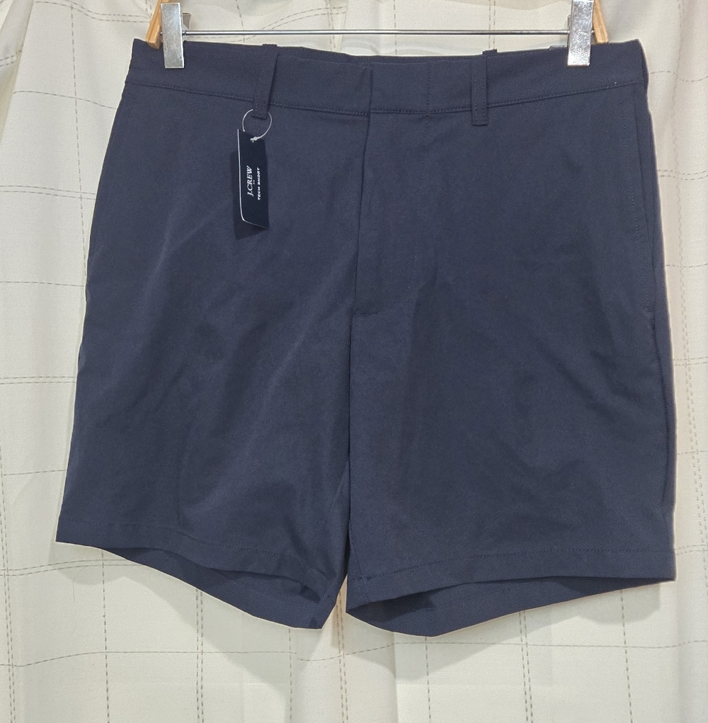 J Crew Tech Short - Picture 2 of 6